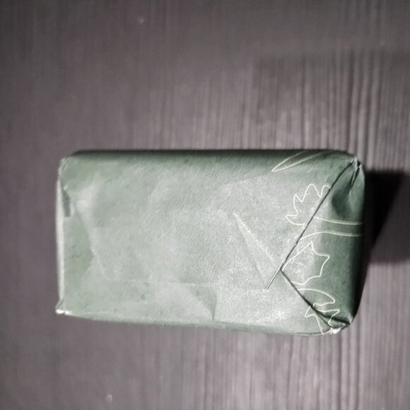 AVEDA ROSEMARY MINT BATH BAR 7oz. INVIGORATING AROMA NEW - Picture 7 of 8